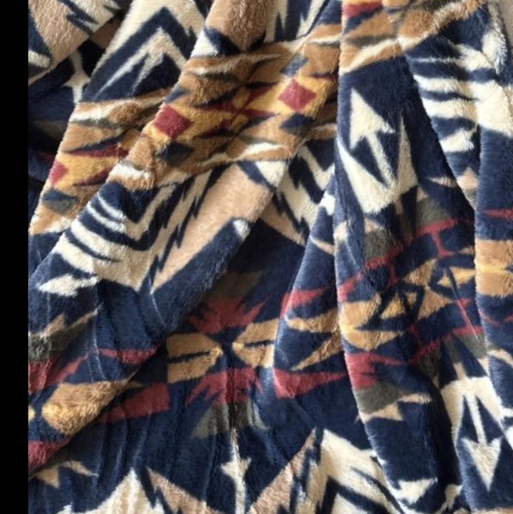Pendleton Faux Fur Luxe Blanket, New